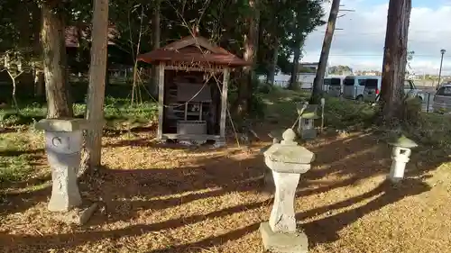 諏訪神社の末社・摂社