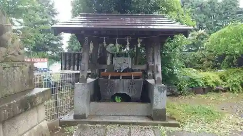 鳩ヶ谷氷川神社の手水舎