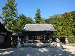 神明神社の本殿