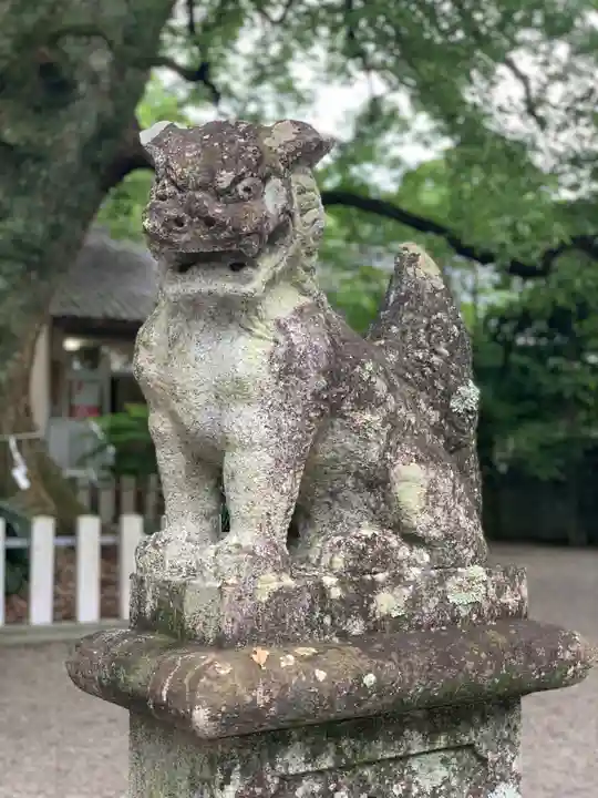 春日神社の狛犬