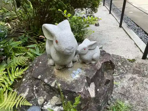 岡崎神社の狛犬