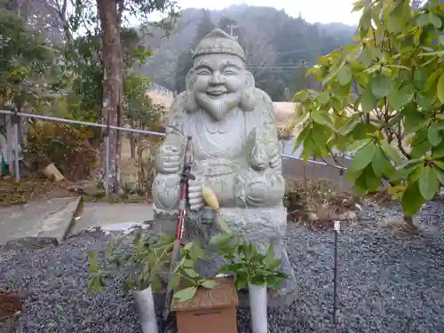 観音寺の像