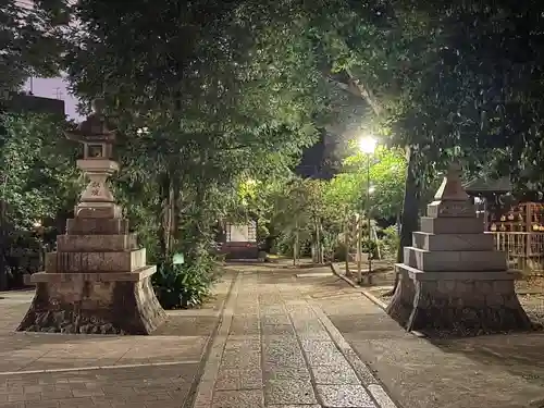 鳩森八幡神社の庭園