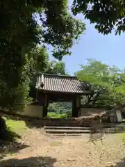 長岳寺の山門