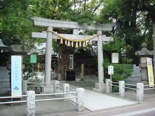 新田神社の鳥居