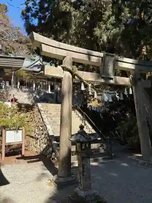 玉置神社の{uncategorized: "未分類", other: "その他", undefined: "問題あり", building: "その他建物", grave: "お墓", sacred_gate: "鳥居", guardian: "狛犬", statue: "像", buddha: "仏像", history: "歴史", nature: "自然", garden: "庭園", animal: "動物", pagoda: "塔", temizu: "手水舎", mountain_gate: "山門・神門", sanctuary: "本殿・本堂", subordinate: "末社・摂社", art: "芸術", scenery: "景色", jizo: "地蔵", ema: "絵馬", goshuin: "御朱印", omikuji: "おみくじ", items: "授与品その他", amulet: "お守り", goshuincho: "御朱印帳", eats: "食事", festival: "お祭り", votive_dance: "神楽", shichigosan: "七五三参", wedding: "結婚式", experience: "体験その他", initially: "初詣", around: "周辺", anti_infection: "感染症対策"}