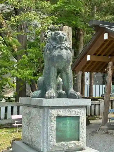 諏訪大社の{uncategorized: "未分類", other: "その他", undefined: "問題あり", building: "その他建物", grave: "お墓", sacred_gate: "鳥居", guardian: "狛犬", statue: "像", buddha: "仏像", history: "歴史", nature: "自然", garden: "庭園", animal: "動物", pagoda: "塔", temizu: "手水舎", mountain_gate: "山門・神門", sanctuary: "本殿・本堂", subordinate: "末社・摂社", art: "芸術", scenery: "景色", jizo: "地蔵", ema: "絵馬", goshuin: "御朱印", omikuji: "おみくじ", items: "授与品その他", amulet: "お守り", goshuincho: "御朱印帳", eats: "食事", festival: "お祭り", votive_dance: "神楽", shichigosan: "七五三参", wedding: "結婚式", experience: "体験その他", initially: "初詣", around: "周辺", anti_infection: "感染症対策"}