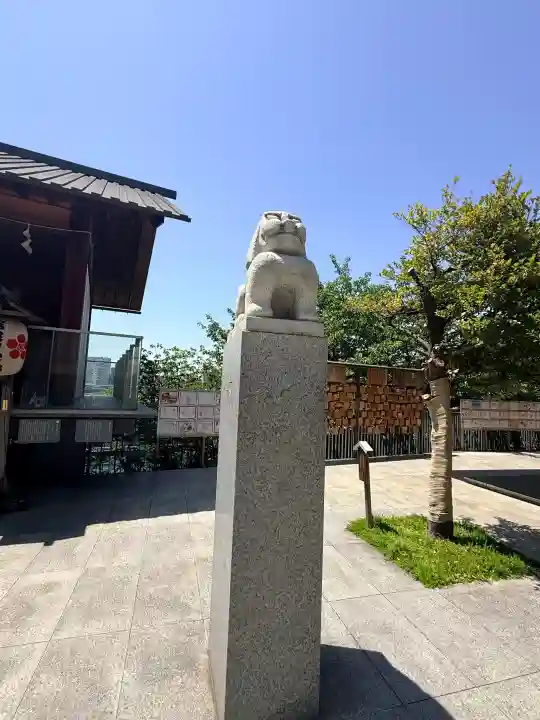 赤城神社の{uncategorized: "未分類", other: "その他", undefined: "問題あり", building: "その他建物", grave: "お墓", sacred_gate: "鳥居", guardian: "狛犬", statue: "像", buddha: "仏像", history: "歴史", nature: "自然", garden: "庭園", animal: "動物", pagoda: "塔", temizu: "手水舎", mountain_gate: "山門・神門", sanctuary: "本殿・本堂", subordinate: "末社・摂社", art: "芸術", scenery: "景色", jizo: "地蔵", ema: "絵馬", goshuin: "御朱印", omikuji: "おみくじ", items: "授与品その他", amulet: "お守り", goshuincho: "御朱印帳", eats: "食事", festival: "お祭り", votive_dance: "神楽", shichigosan: "七五三参", wedding: "結婚式", experience: "体験その他", initially: "初詣", around: "周辺", anti_infection: "感染症対策"}