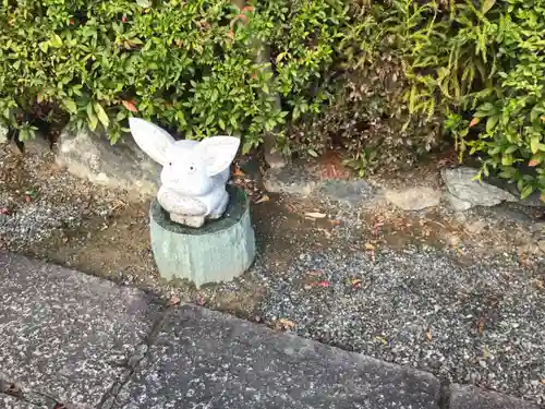 蓮華寺の像