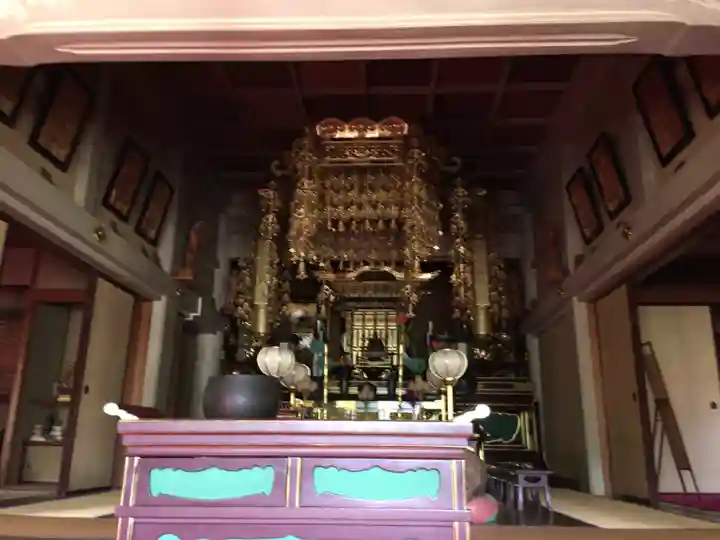 蓮花寺の本殿・本堂