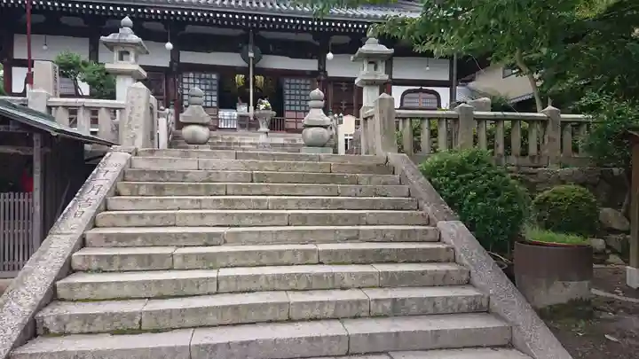 温泉寺の本殿・本堂