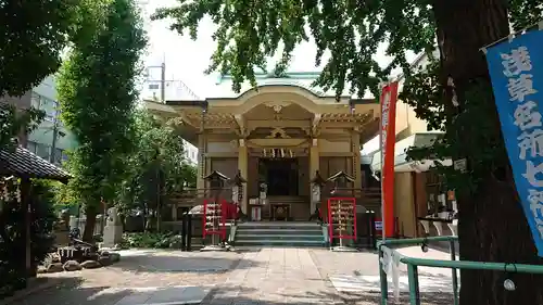 矢先稲荷神社の本殿・本堂