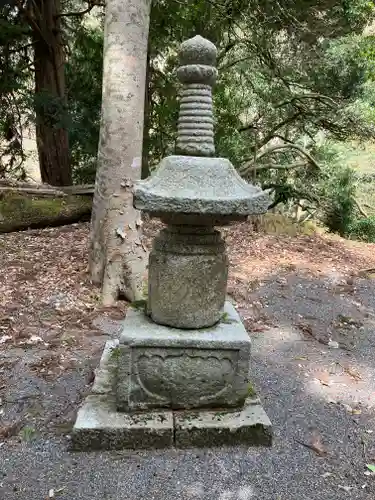 地主神社の塔