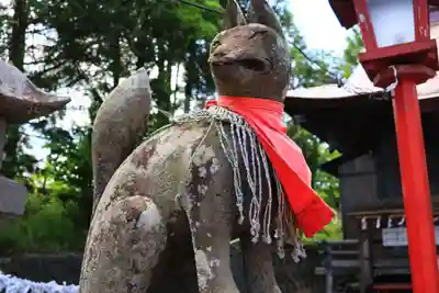 巽山稲荷神社の狛犬