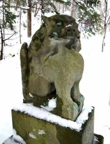 豊富八幡神社の狛犬