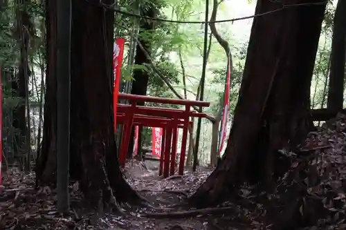 八王寺の鳥居