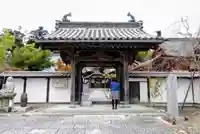 龍雲寺の山門・神門