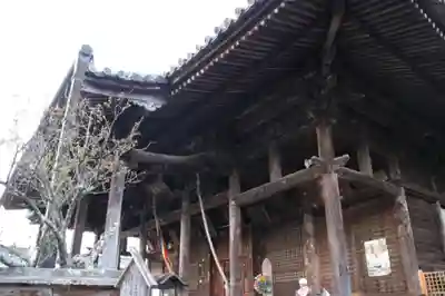 穴太寺の本殿・本堂
