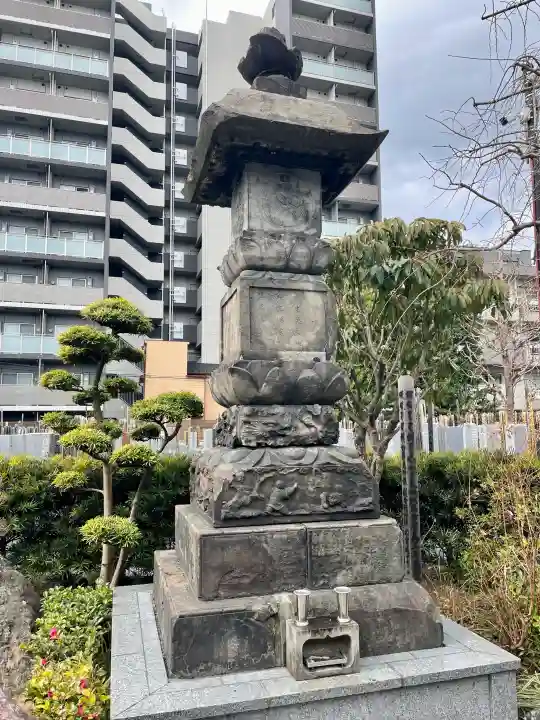東覺寺の{uncategorized: "未分類", other: "その他", undefined: "問題あり", building: "その他建物", grave: "お墓", sacred_gate: "鳥居", guardian: "狛犬", statue: "像", buddha: "仏像", history: "歴史", nature: "自然", garden: "庭園", animal: "動物", pagoda: "塔", temizu: "手水舎", mountain_gate: "山門・神門", sanctuary: "本殿・本堂", subordinate: "末社・摂社", art: "芸術", scenery: "景色", jizo: "地蔵", ema: "絵馬", goshuin: "御朱印", omikuji: "おみくじ", items: "授与品その他", amulet: "お守り", goshuincho: "御朱印帳", eats: "食事", festival: "お祭り", votive_dance: "神楽", shichigosan: "七五三参", wedding: "結婚式", experience: "体験その他", initially: "初詣", around: "周辺", anti_infection: "感染症対策"}