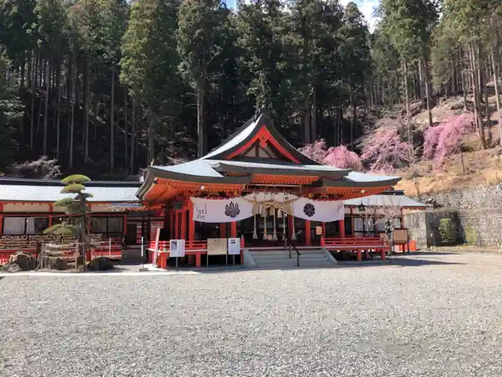金櫻神社の本殿・本堂