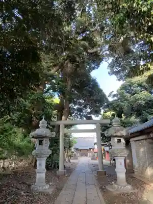 神明社の{uncategorized: "未分類", other: "その他", undefined: "問題あり", building: "その他建物", grave: "お墓", sacred_gate: "鳥居", guardian: "狛犬", statue: "像", buddha: "仏像", history: "歴史", nature: "自然", garden: "庭園", animal: "動物", pagoda: "塔", temizu: "手水舎", mountain_gate: "山門・神門", sanctuary: "本殿・本堂", subordinate: "末社・摂社", art: "芸術", scenery: "景色", jizo: "地蔵", ema: "絵馬", goshuin: "御朱印", omikuji: "おみくじ", items: "授与品その他", amulet: "お守り", goshuincho: "御朱印帳", eats: "食事", festival: "お祭り", votive_dance: "神楽", shichigosan: "七五三参", wedding: "結婚式", experience: "体験その他", initially: "初詣", around: "周辺", anti_infection: "感染症対策"}