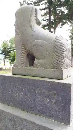 壮瞥神社の狛犬