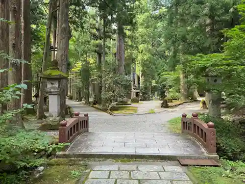 雄山神社中宮祈願殿(富山県)
