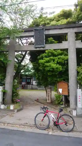 白髭神社の鳥居