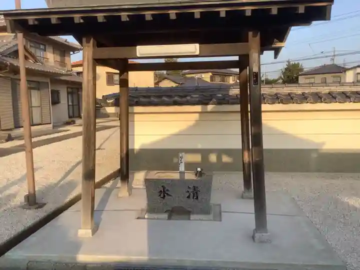 長全寺の手水舎