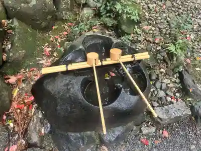 子安神社(伊勢神宮内宮)の{uncategorized: "未分類", other: "その他", undefined: "問題あり", building: "その他建物", grave: "お墓", sacred_gate: "鳥居", guardian: "狛犬", statue: "像", buddha: "仏像", history: "歴史", nature: "自然", garden: "庭園", animal: "動物", pagoda: "塔", temizu: "手水舎", mountain_gate: "山門・神門", sanctuary: "本殿・本堂", subordinate: "末社・摂社", art: "芸術", scenery: "景色", jizo: "地蔵", ema: "絵馬", goshuin: "御朱印", omikuji: "おみくじ", items: "授与品その他", amulet: "お守り", goshuincho: "御朱印帳", eats: "食事", festival: "お祭り", votive_dance: "神楽", shichigosan: "七五三参", wedding: "結婚式", experience: "体験その他", initially: "初詣", around: "周辺", anti_infection: "感染症対策"}