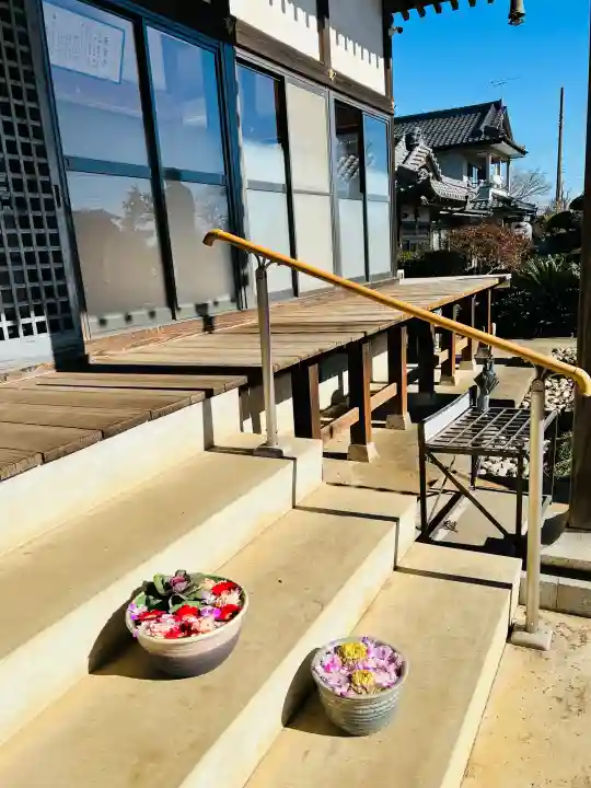 慈光寺(弓田ポックリ不動尊)の{uncategorized: "未分類", other: "その他", undefined: "問題あり", building: "その他建物", grave: "お墓", sacred_gate: "鳥居", guardian: "狛犬", statue: "像", buddha: "仏像", history: "歴史", nature: "自然", garden: "庭園", animal: "動物", pagoda: "塔", temizu: "手水舎", mountain_gate: "山門・神門", sanctuary: "本殿・本堂", subordinate: "末社・摂社", art: "芸術", scenery: "景色", jizo: "地蔵", ema: "絵馬", goshuin: "御朱印", omikuji: "おみくじ", items: "授与品その他", amulet: "お守り", goshuincho: "御朱印帳", eats: "食事", festival: "お祭り", votive_dance: "神楽", shichigosan: "七五三参", wedding: "結婚式", experience: "体験その他", initially: "初詣", around: "周辺", anti_infection: "感染症対策"}