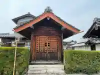 満願寺の{uncategorized: "未分類", other: "その他", undefined: "問題あり", building: "その他建物", grave: "お墓", sacred_gate: "鳥居", guardian: "狛犬", statue: "像", buddha: "仏像", history: "歴史", nature: "自然", garden: "庭園", animal: "動物", pagoda: "塔", temizu: "手水舎", mountain_gate: "山門・神門", sanctuary: "本殿・本堂", subordinate: "末社・摂社", art: "芸術", scenery: "景色", jizo: "地蔵", ema: "絵馬", goshuin: "御朱印", omikuji: "おみくじ", items: "授与品その他", amulet: "お守り", goshuincho: "御朱印帳", eats: "食事", festival: "お祭り", votive_dance: "神楽", shichigosan: "七五三参", wedding: "結婚式", experience: "体験その他", initially: "初詣", around: "周辺", anti_infection: "感染症対策"}