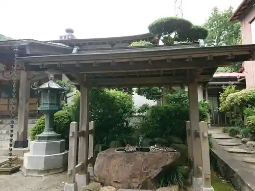 宗源寺の手水舎