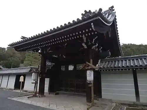 御寺 泉涌寺の山門・神門
