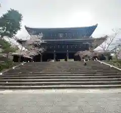 知恩院の山門