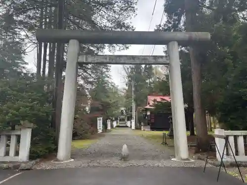 長沼神社の{uncategorized: "未分類", other: "その他", undefined: "問題あり", building: "その他建物", grave: "お墓", sacred_gate: "鳥居", guardian: "狛犬", statue: "像", buddha: "仏像", history: "歴史", nature: "自然", garden: "庭園", animal: "動物", pagoda: "塔", temizu: "手水舎", mountain_gate: "山門・神門", sanctuary: "本殿・本堂", subordinate: "末社・摂社", art: "芸術", scenery: "景色", jizo: "地蔵", ema: "絵馬", goshuin: "御朱印", omikuji: "おみくじ", items: "授与品その他", amulet: "お守り", goshuincho: "御朱印帳", eats: "食事", festival: "お祭り", votive_dance: "神楽", shichigosan: "七五三参", wedding: "結婚式", experience: "体験その他", initially: "初詣", around: "周辺", anti_infection: "感染症対策"}