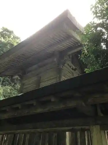 井戸神社の本殿