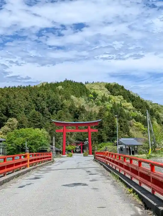 度津神社の{uncategorized: "未分類", other: "その他", undefined: "問題あり", building: "その他建物", grave: "お墓", sacred_gate: "鳥居", guardian: "狛犬", statue: "像", buddha: "仏像", history: "歴史", nature: "自然", garden: "庭園", animal: "動物", pagoda: "塔", temizu: "手水舎", mountain_gate: "山門・神門", sanctuary: "本殿・本堂", subordinate: "末社・摂社", art: "芸術", scenery: "景色", jizo: "地蔵", ema: "絵馬", goshuin: "御朱印", omikuji: "おみくじ", items: "授与品その他", amulet: "お守り", goshuincho: "御朱印帳", eats: "食事", festival: "お祭り", votive_dance: "神楽", shichigosan: "七五三参", wedding: "結婚式", experience: "体験その他", initially: "初詣", around: "周辺", anti_infection: "感染症対策"}
