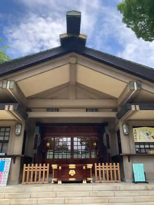 東郷神社の本殿・本堂
