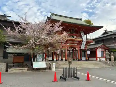 生田神社の{uncategorized: "未分類", other: "その他", undefined: "問題あり", building: "その他建物", grave: "お墓", sacred_gate: "鳥居", guardian: "狛犬", statue: "像", buddha: "仏像", history: "歴史", nature: "自然", garden: "庭園", animal: "動物", pagoda: "塔", temizu: "手水舎", mountain_gate: "山門・神門", sanctuary: "本殿・本堂", subordinate: "末社・摂社", art: "芸術", scenery: "景色", jizo: "地蔵", ema: "絵馬", goshuin: "御朱印", omikuji: "おみくじ", items: "授与品その他", amulet: "お守り", goshuincho: "御朱印帳", eats: "食事", festival: "お祭り", votive_dance: "神楽", shichigosan: "七五三参", wedding: "結婚式", experience: "体験その他", initially: "初詣", around: "周辺", anti_infection: "感染症対策"}
