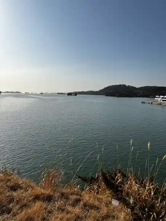 瑞巌寺五大堂の{uncategorized: "未分類", other: "その他", undefined: "問題あり", building: "その他建物", grave: "お墓", sacred_gate: "鳥居", guardian: "狛犬", statue: "像", buddha: "仏像", history: "歴史", nature: "自然", garden: "庭園", animal: "動物", pagoda: "塔", temizu: "手水舎", mountain_gate: "山門・神門", sanctuary: "本殿・本堂", subordinate: "末社・摂社", art: "芸術", scenery: "景色", jizo: "地蔵", ema: "絵馬", goshuin: "御朱印", omikuji: "おみくじ", items: "授与品その他", amulet: "お守り", goshuincho: "御朱印帳", eats: "食事", festival: "お祭り", votive_dance: "神楽", shichigosan: "七五三参", wedding: "結婚式", experience: "体験その他", initially: "初詣", around: "周辺", anti_infection: "感染症対策"}