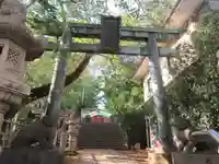 市谷亀岡八幡宮の鳥居