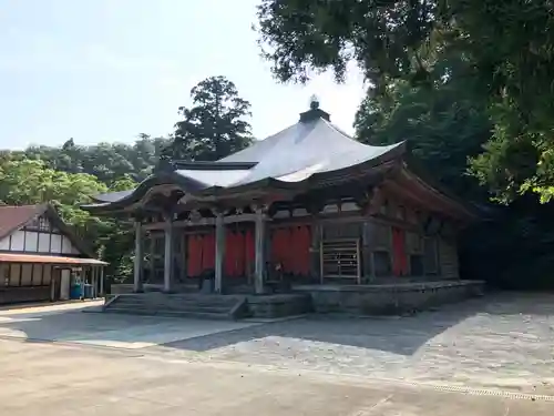 大山寺の本殿・本堂