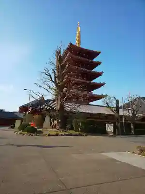 浅草寺の塔