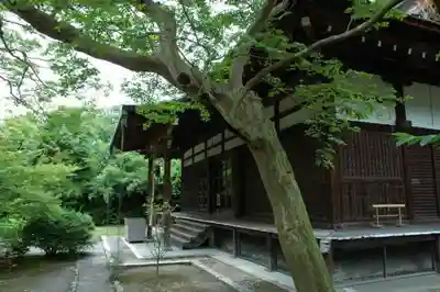 勧修寺の本殿・本堂