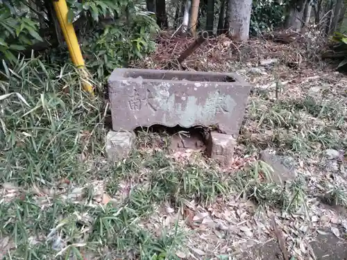 足尾山神社の手水舎