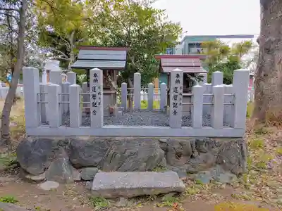 白山社(川井町)の末社・摂社