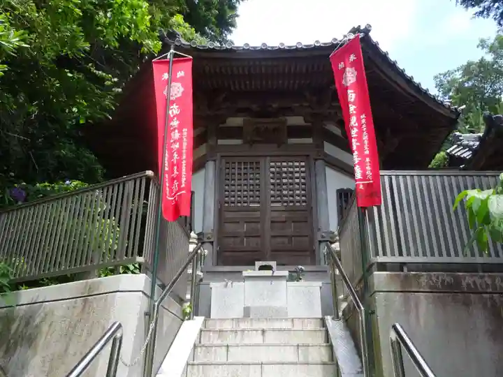 岩殿寺の末社・摂社