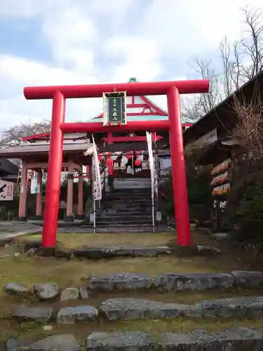 差出磯大嶽山神社 仕事と健康と厄よけの神さま(山梨県)