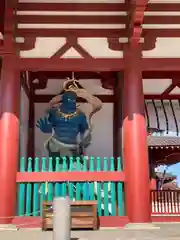 四天王寺の像